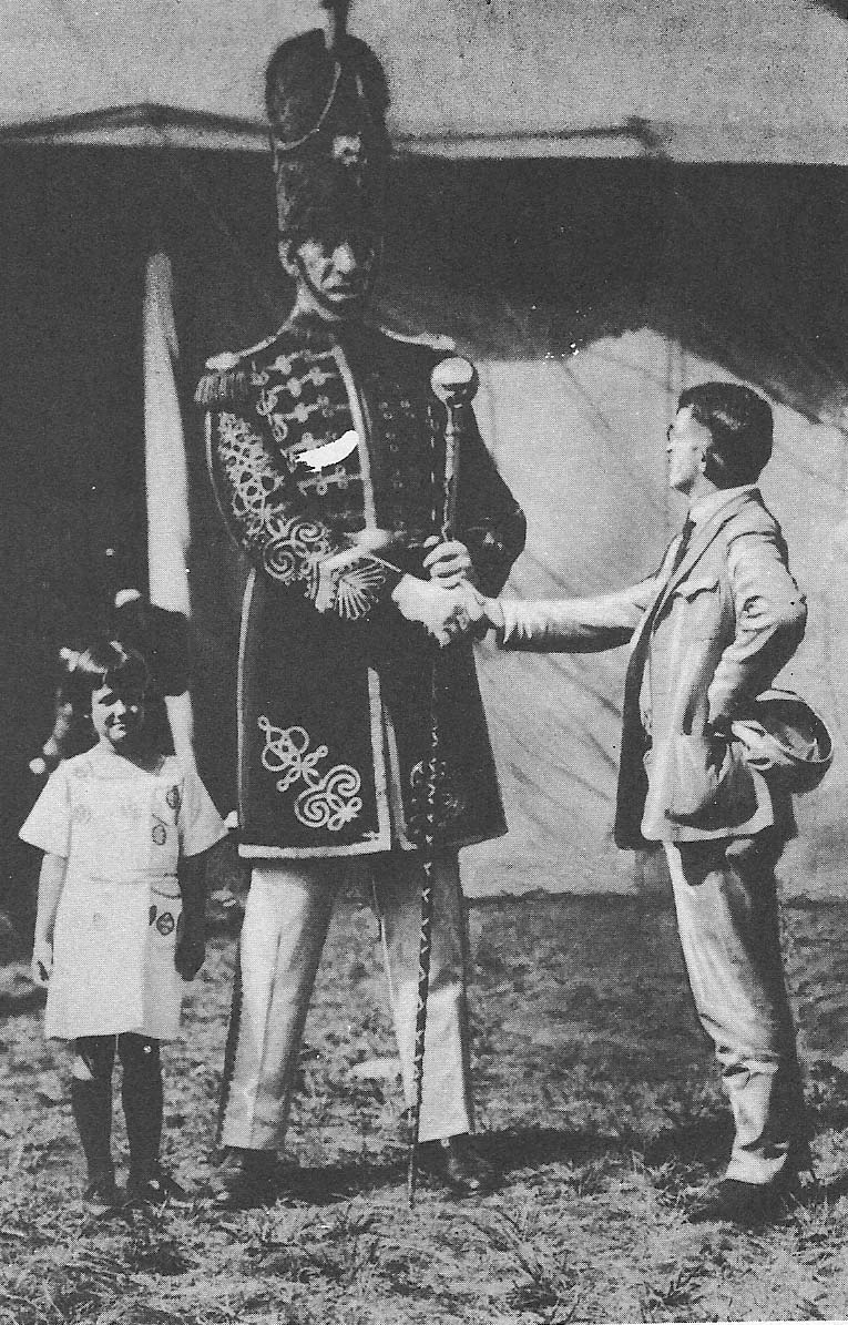 George Auger - The Cardiff Giant The tallest man Wales